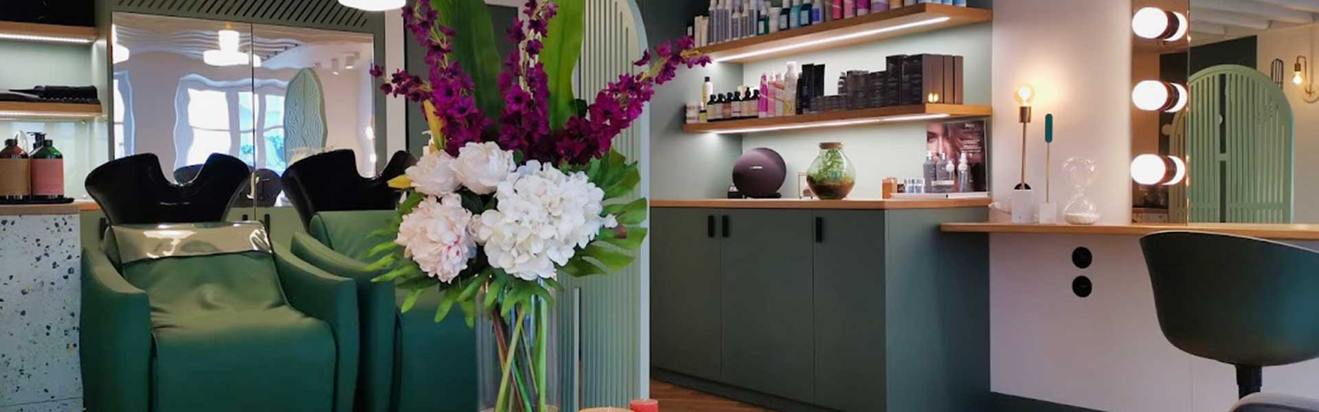 Vue panoramique du salon de coiffure Alex Cruzel, 24 rue Montorgueil à Paris